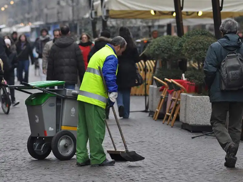 SPAZZINO A MILANO