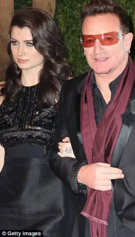 bono con la figlia eve