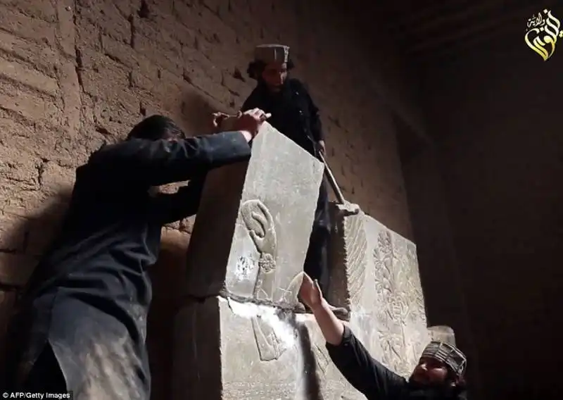 isis, distruzionea nimrud   image a 7 1428835740002