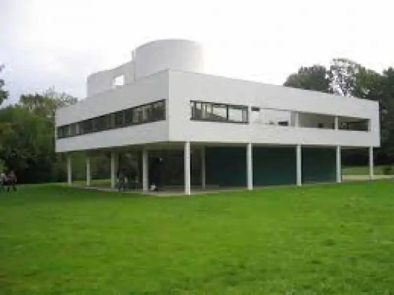 LE CORBUSIER