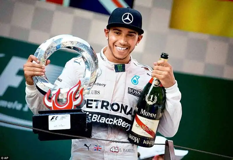 lewis hamilton   image a 109 1428943972516