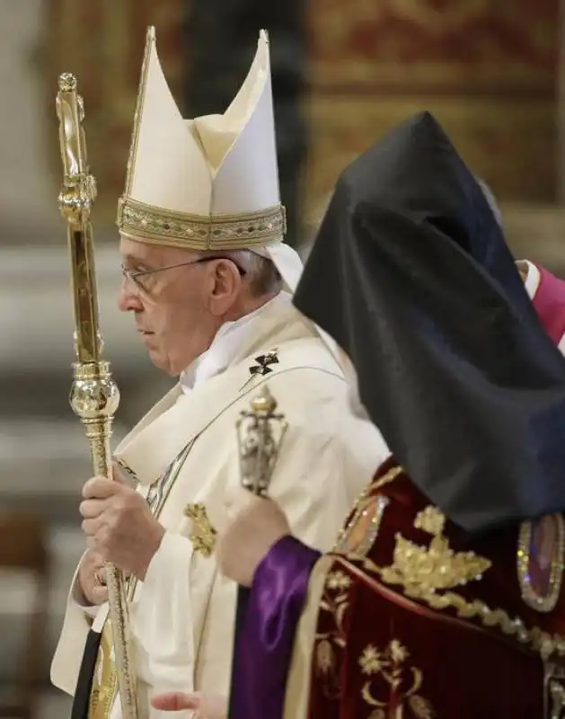 PAPA FRANCESCO  BERGOGLIO CON IL PATRIARCA DEI CRISTIANI ARMENI