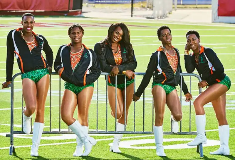 prancing elites in campo