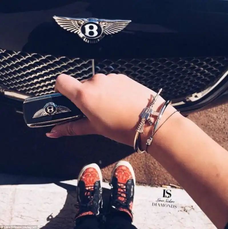 rich kid con la bentley