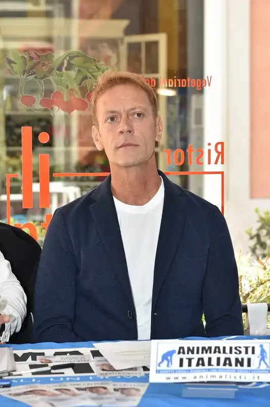 rocco siffredi durante la registrazione dello spot (2)