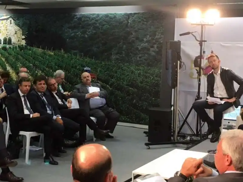 ANDREA SCANZI VINITALY 