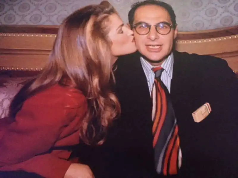 ANNI '90: CINDY CRAWFORD E DAGO