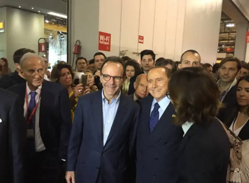 BERLUSCONI SALONE DEL MOBILE