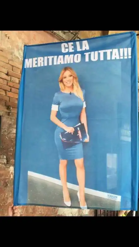 DILETTA LEOTTA STRISCIONE