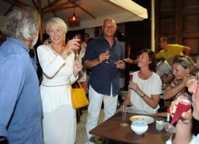 helen mirren salento 5