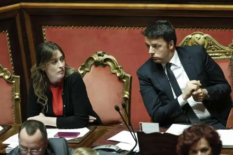 Il ministro Maria Elena Boschi e il presidente del Consiglio Matteo Renzi