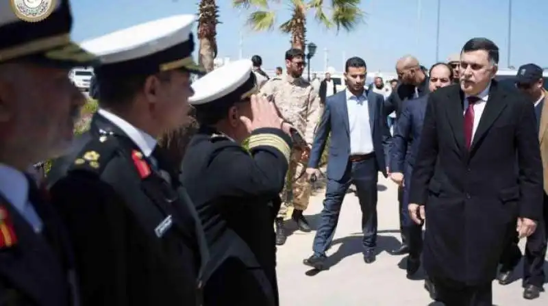 LIBIA SERRAJ  SBARCA A TRIPOLI