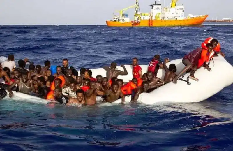 migranti canale di sicilia