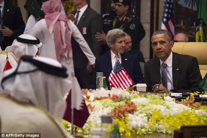 obama e john kerry con sauditi