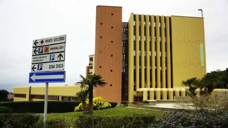 OSPEDALE PIOMBINO FAUSTA BONINO