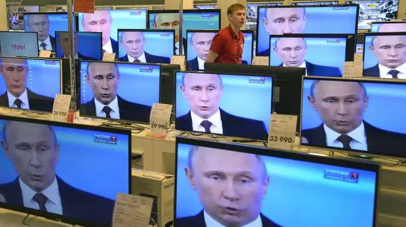 PUTIN IN TV  