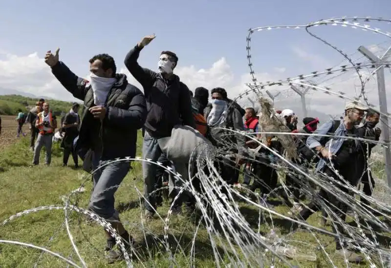 SCONTRI A IDOMENI 