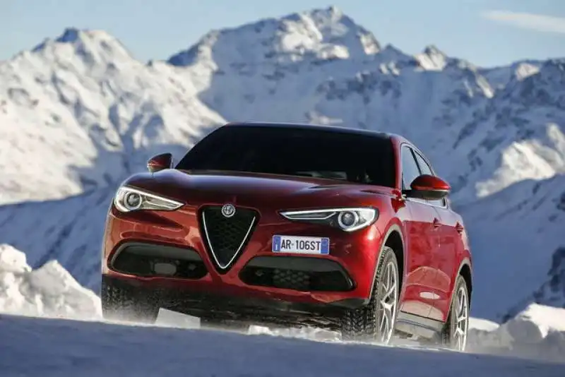 ALFA STELVIO