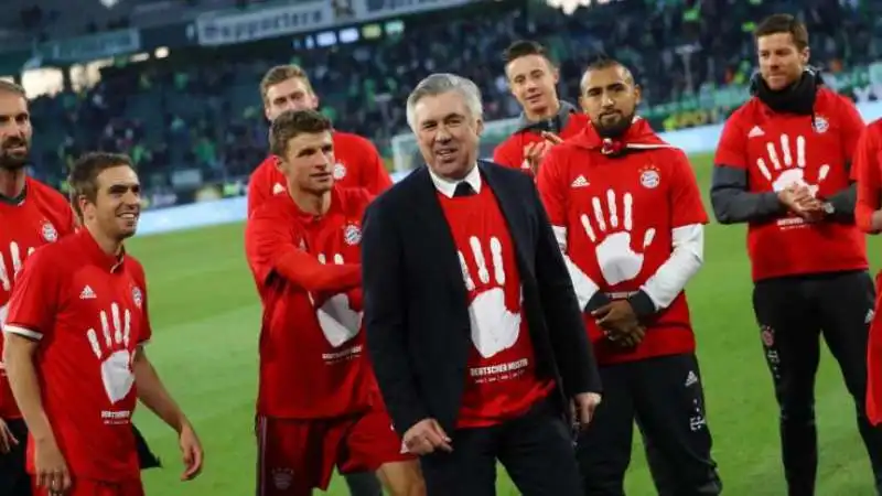 ANCELOTTI VINCE IL CAMPIONATO CON IL BAYERN  