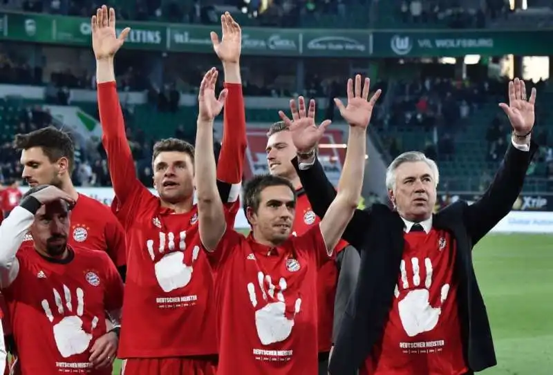 ANCELOTTI VINCE IL CAMPIONATO CON IL BAYERN 