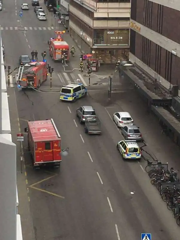 ATTENTATO A STOCCOLMA IL CAMION