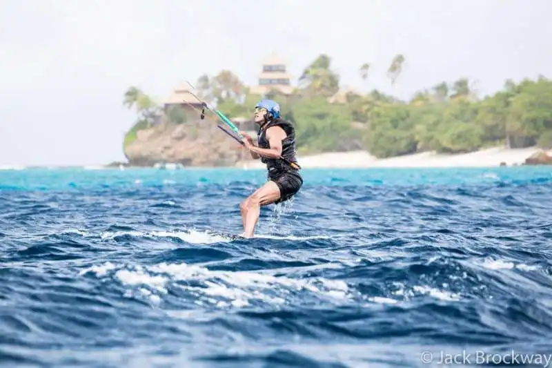 barack  obama kite surf