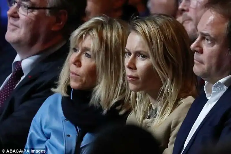 brigitte trogneux con la figlia   ha sposato macron nel 2007