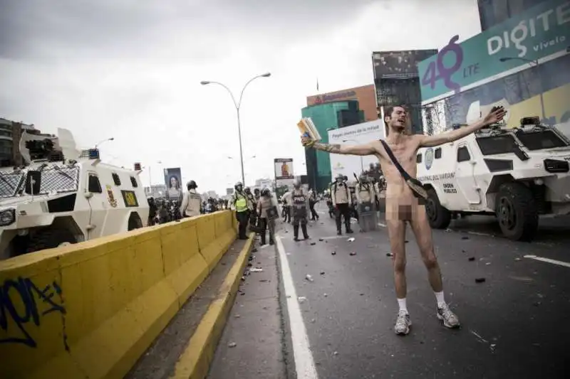 CARACAS PROTESTE 4