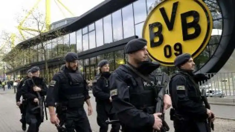 DORTMUND ATTENTATO 1