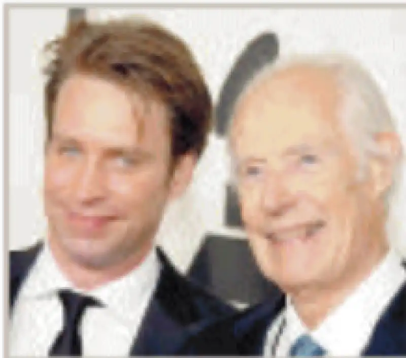 GILES E GEORGE MARTIN