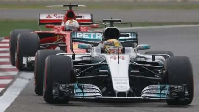 HAMILTON VETTEL