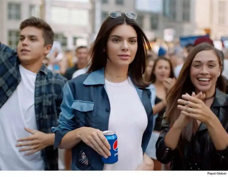 kendall  jenner  pepsi