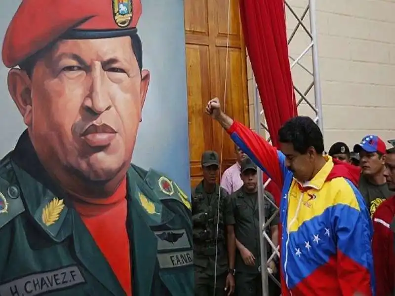 l ex presidente chavez e maduro