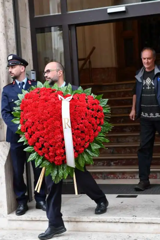 la corona di raffaella foto di luciano di bacco  