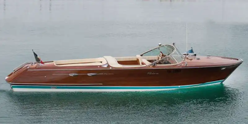 motoscafo riva2