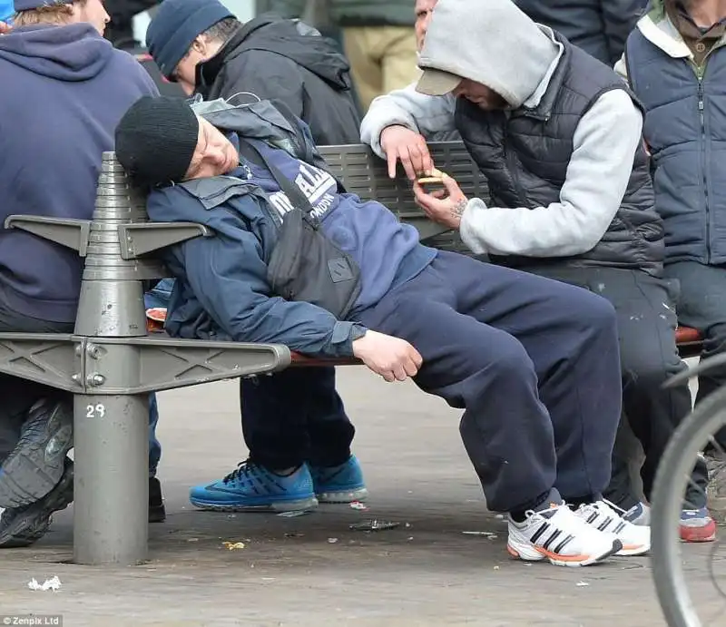 piccadilly gardens a manchester