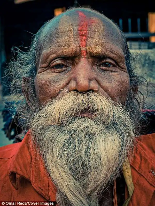 sadhu abbandona la societa