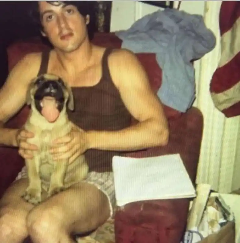 SYLVESTER STALLONE E IL CANE BUTKUS