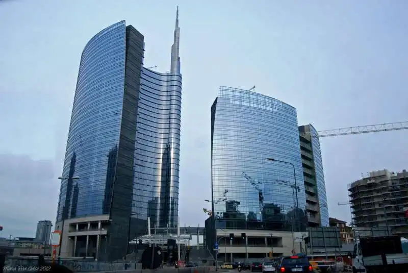 UNICREDIT - LE TORRI DI CESAR PELLI 