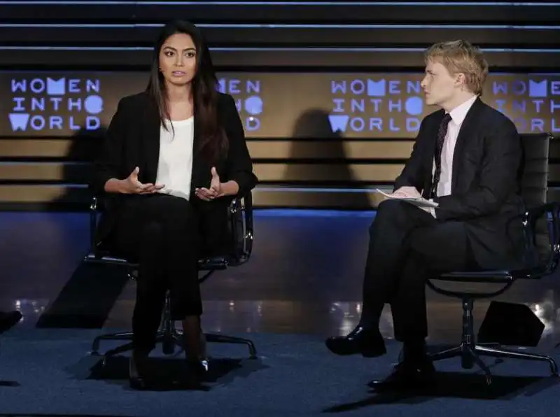 ambra battilana con ronan farrow