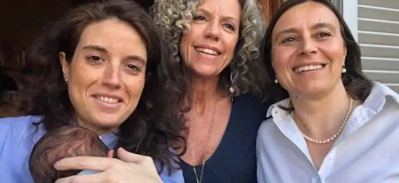 chiara foglietta e micaela ghisleni con monica cirinna'