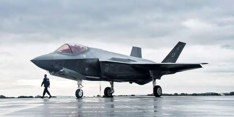 f 35 2