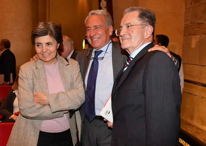 filippo romano con flavia e romano prodi