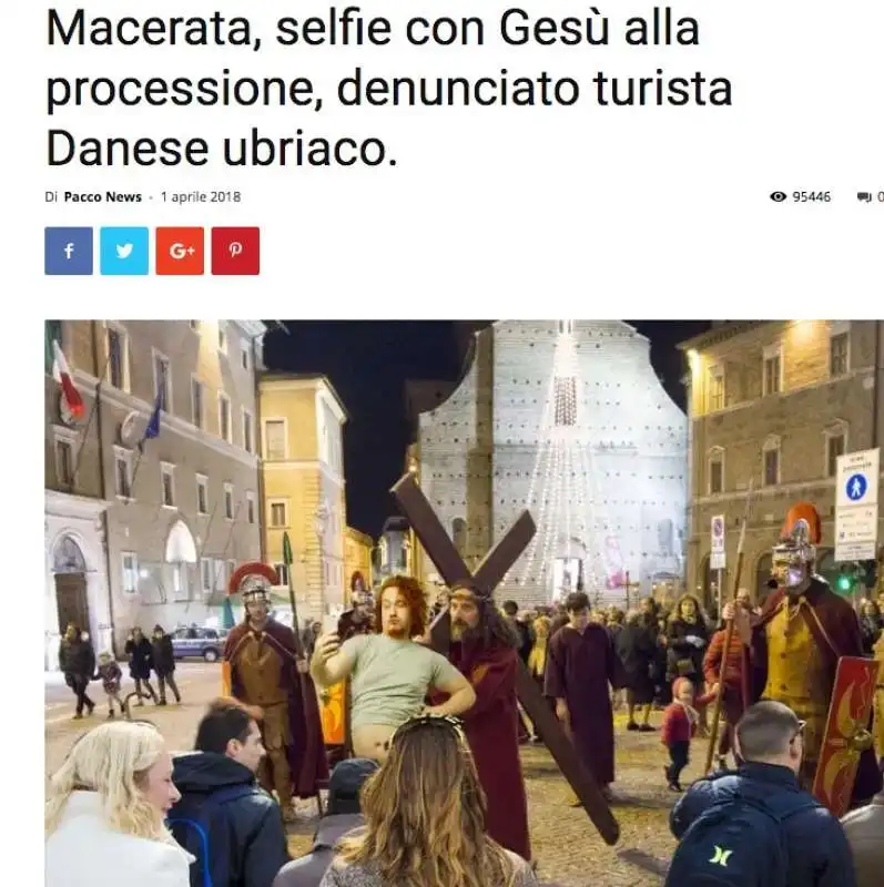 la fake news del danese che si scatta il selfie