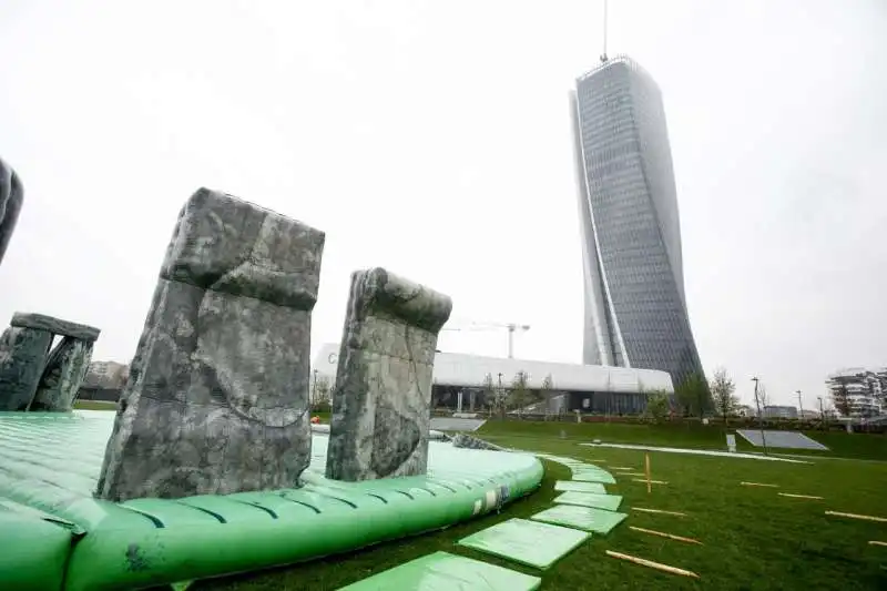 stonehenge milano 2