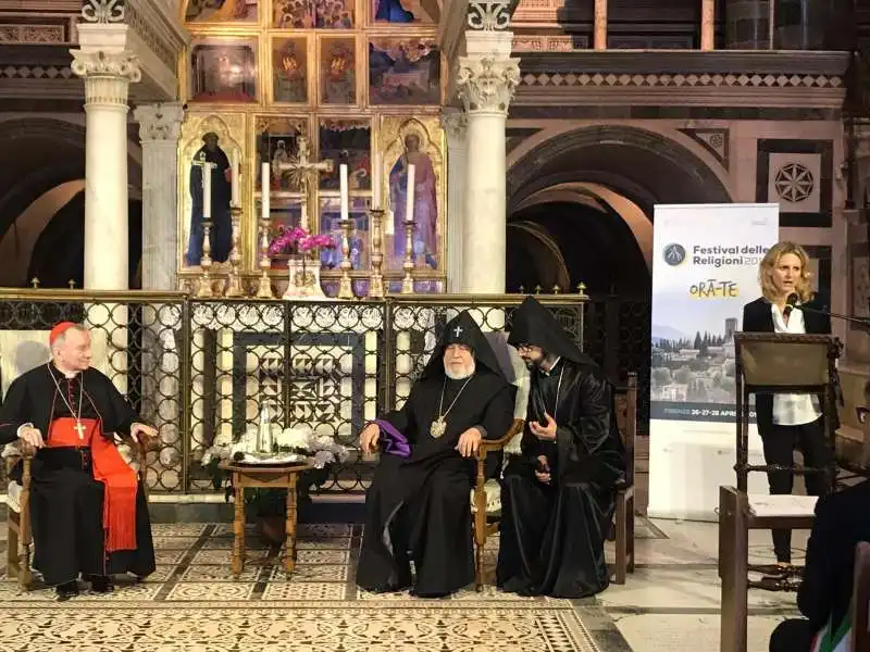 CARDINAL PAROLIN FRANCESCA CAMPANA COMPARINI AL FESTIVAL DELLE RELIGIONI