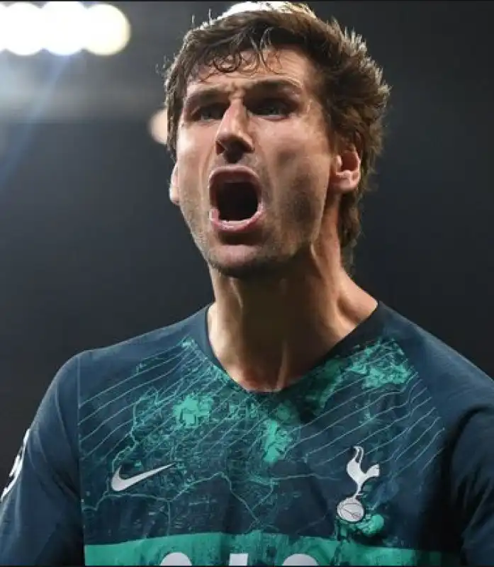 city tottenham llorente