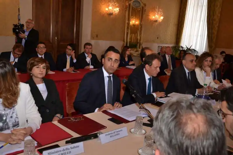 di maio in prefettura a taranto 1