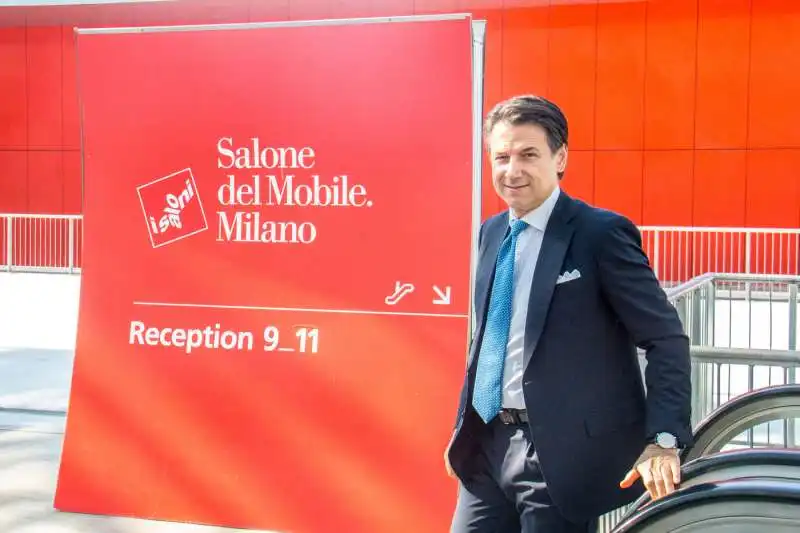 giuseppe conte al salone del mobile 3