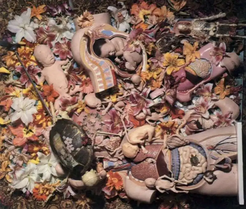 il collage di kurt cobain per il retro della copertina di in utero